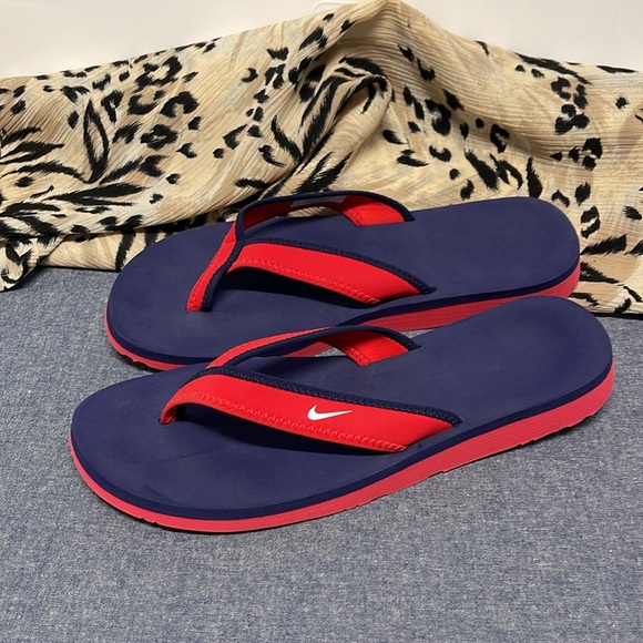 Nike Celso size 9 university red and blue flip flop - Picture 2 of 7